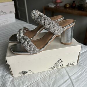 A NEW DAY Basil Silver Rhinestone Braided Women's Heels shoes 9.5 NEW!